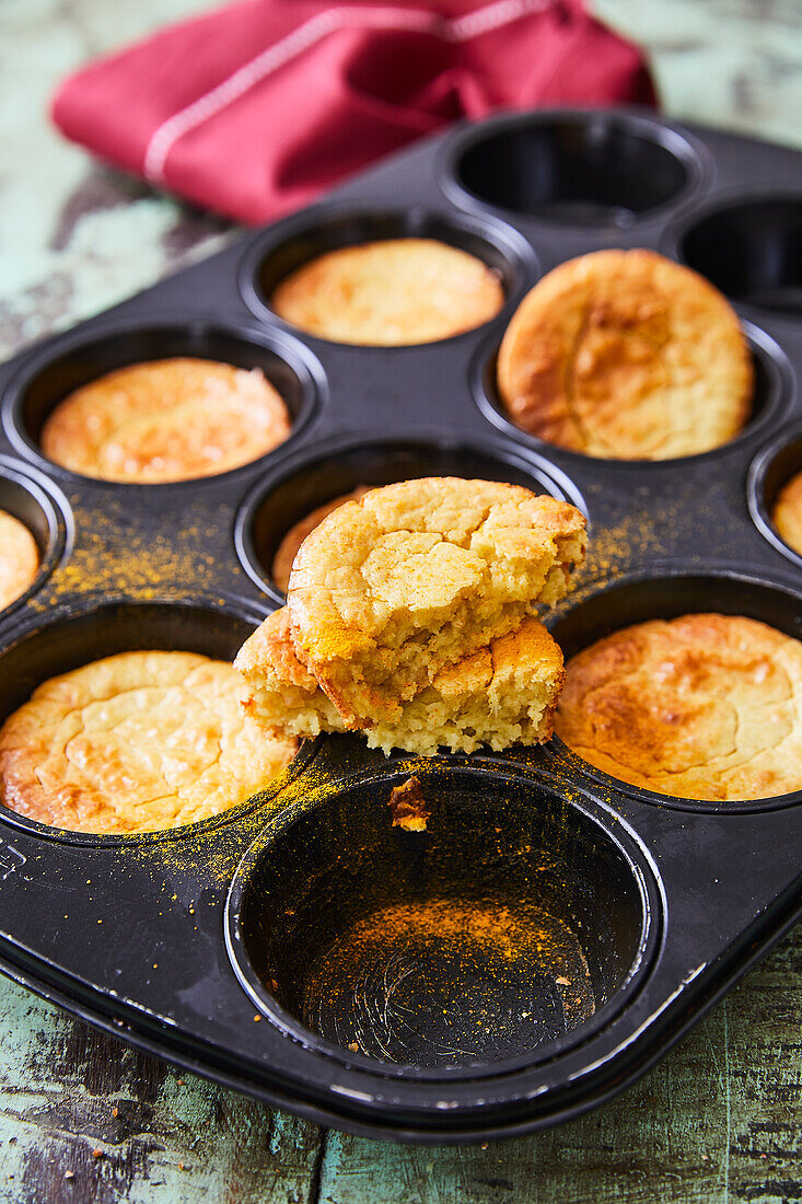 Pikante Muffins mit Huhn