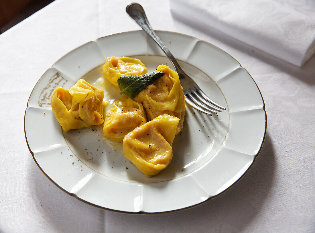 Cappellacci with pumpkin and sage