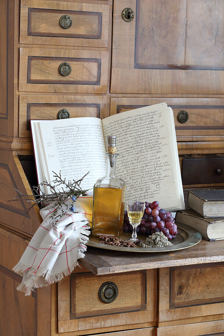 Horehound wine with aniseed