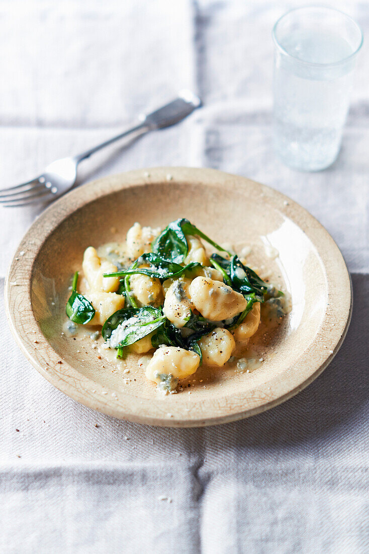Potato gnocchi with blue cheese spinach