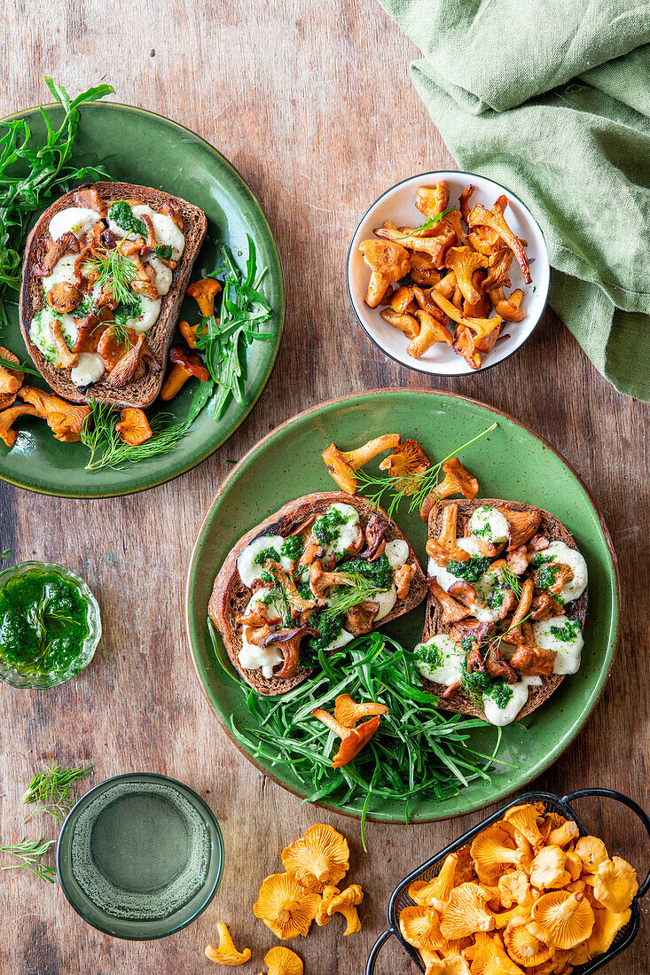 Chanterelle mozzarella bruschetta