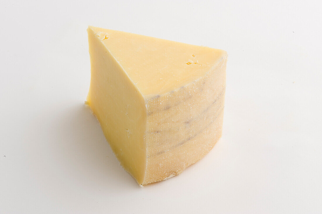 New Zealand barry's bay cheddar cow's milk cheese