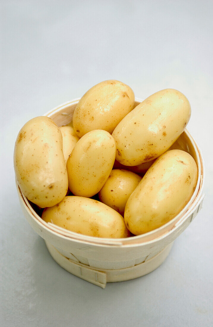 Potato 'Charlotte' in a bowl