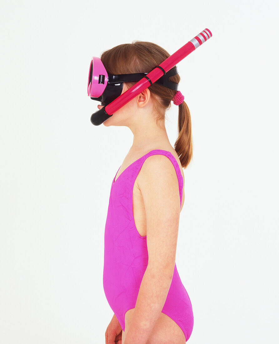 Girl wearing mask and snorkel
