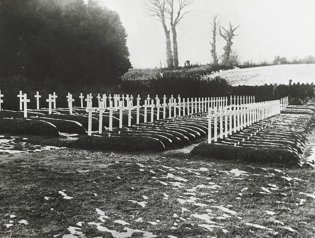Graves of US soldiers killed by Spanish flu