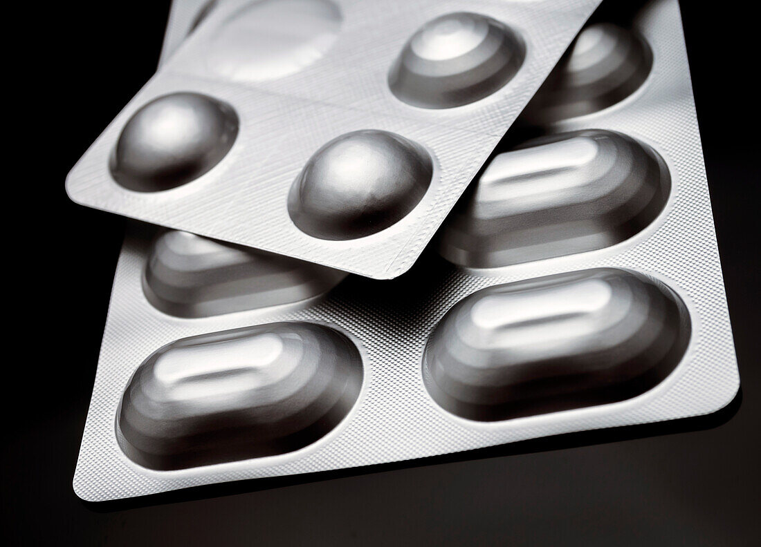 Blister packs of tablets