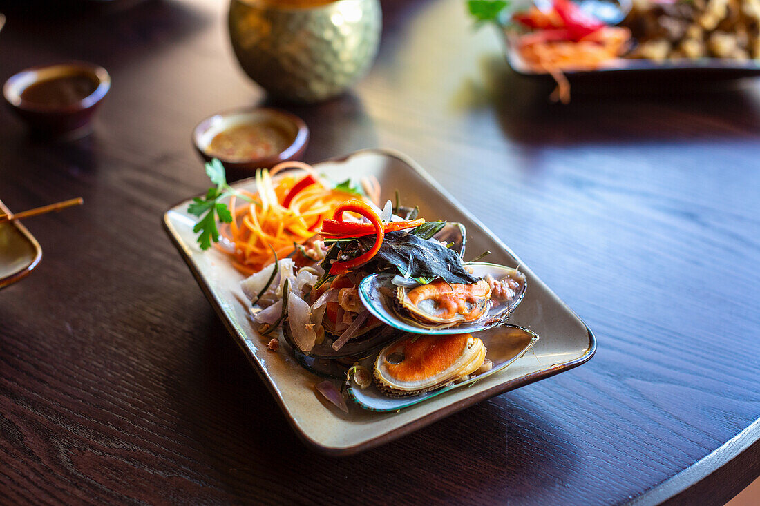 Thai mussel dish