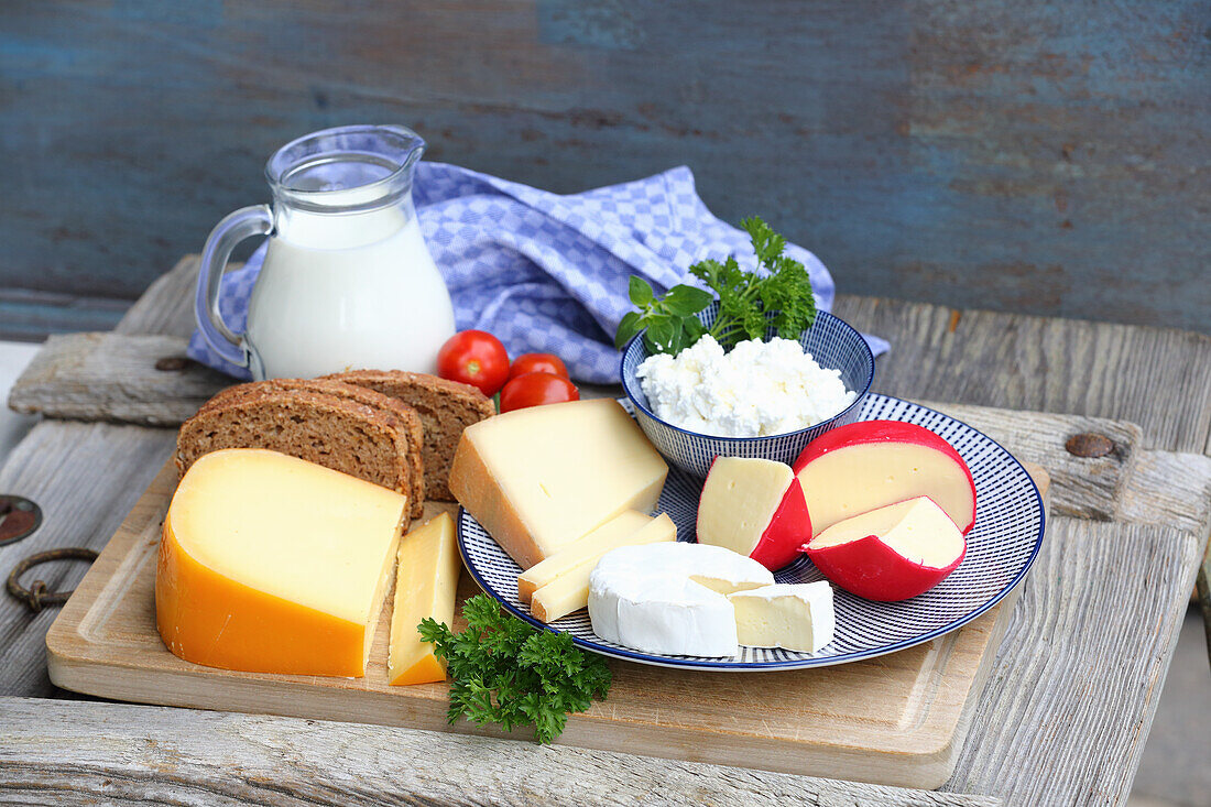 Milch und Milchprodukte (Kalziumreich)