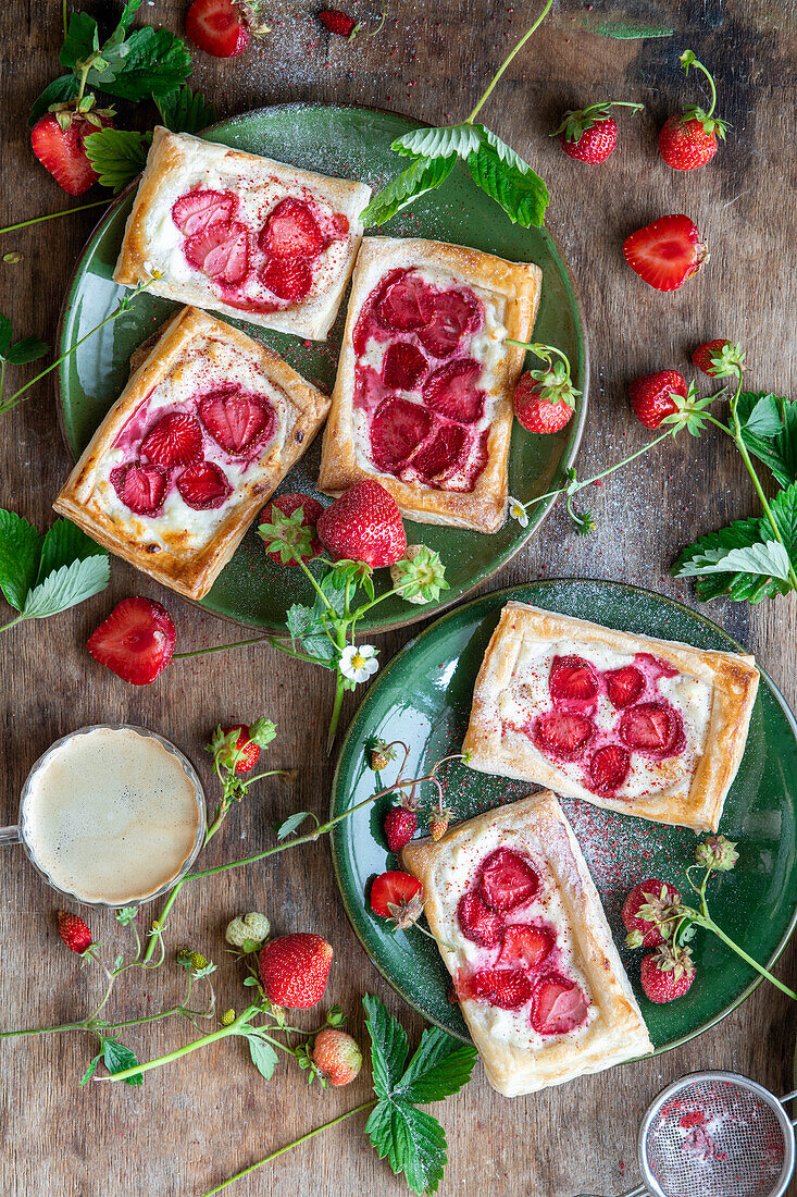 Strawberry puff pastry with cream cheese