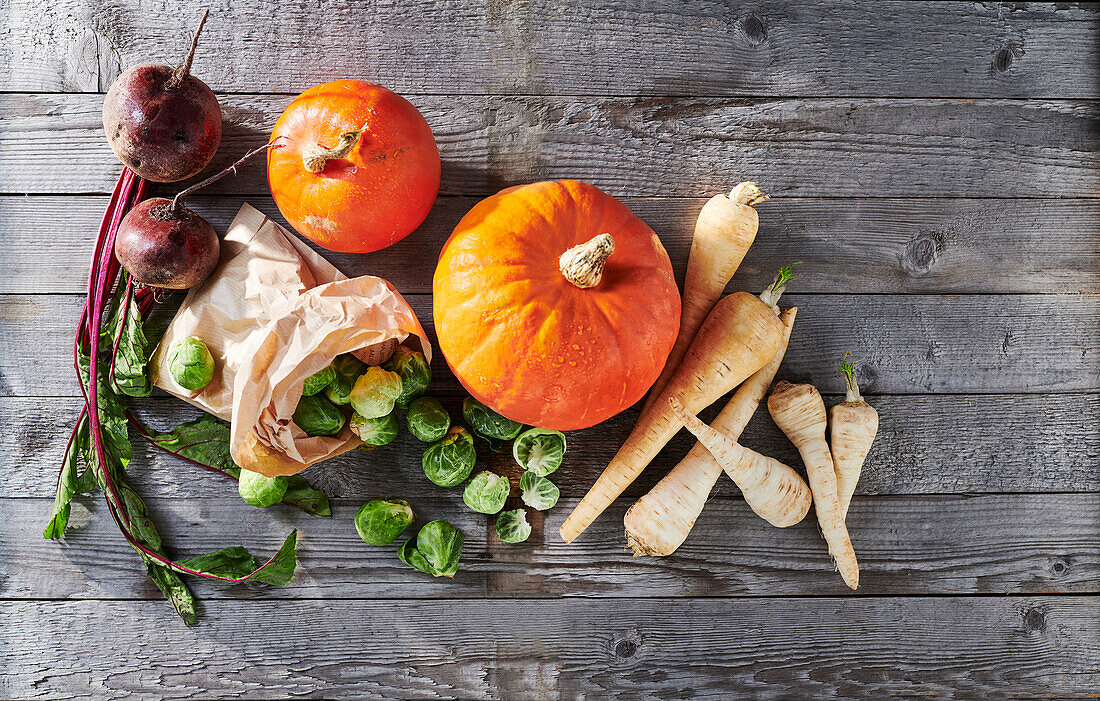 Herbstgemüse - Rote Bete, Kürbis, Rosenkohl und Pastinaken