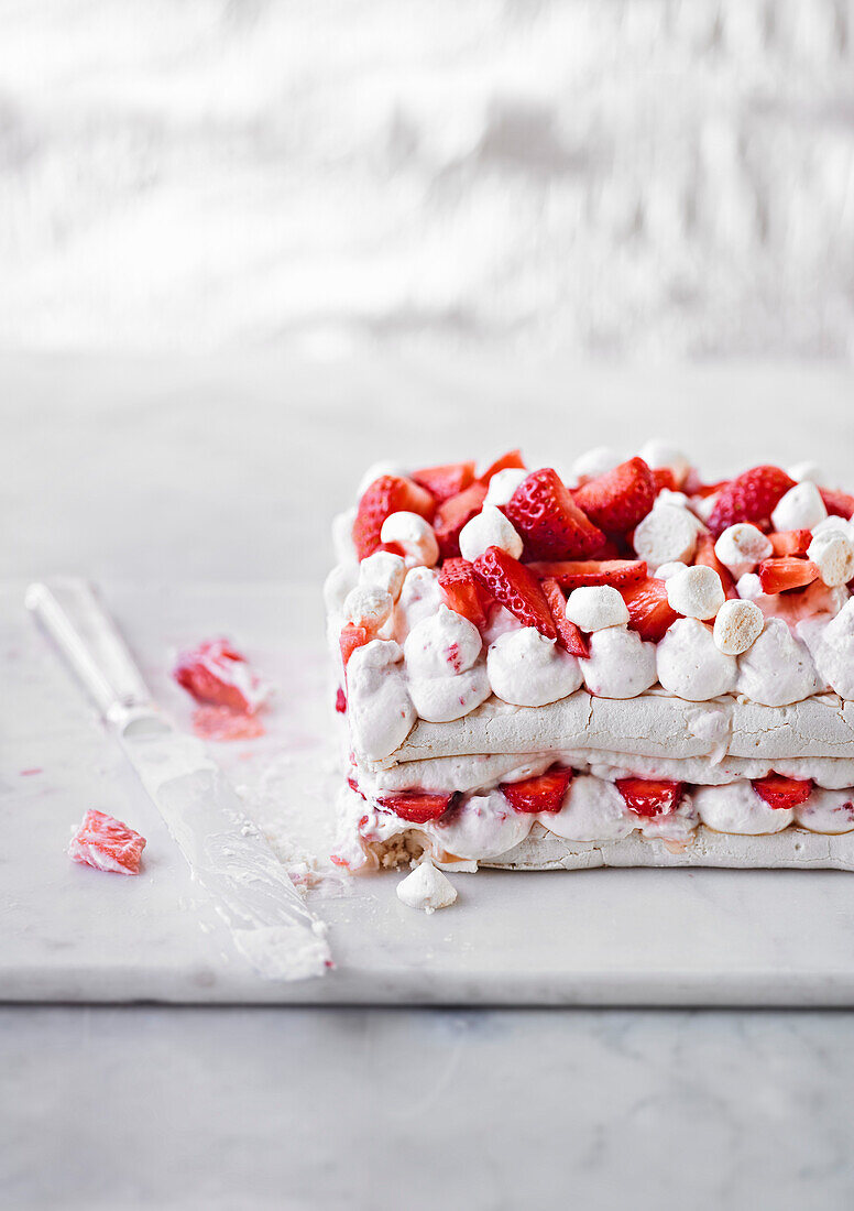 Strawberry 'vacherin'