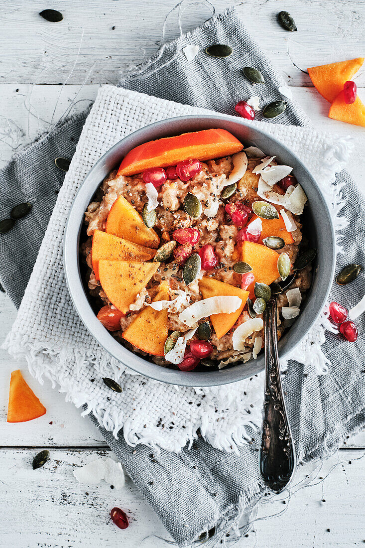 Vegan persimmon porridge