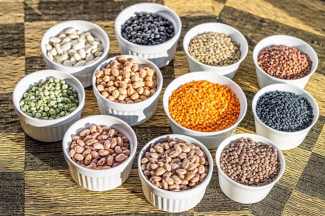 Various dried legumes