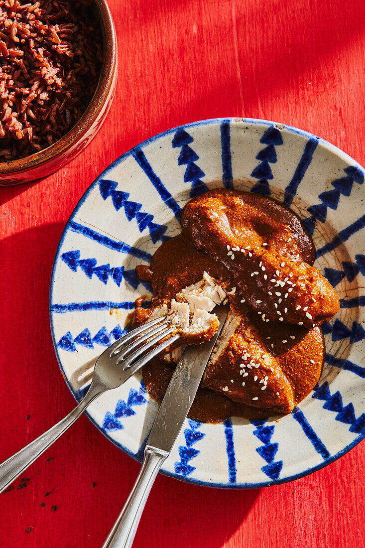 Pollo con Mole Poblano - Hähnchen in Schokoladensauce aus Mexiko