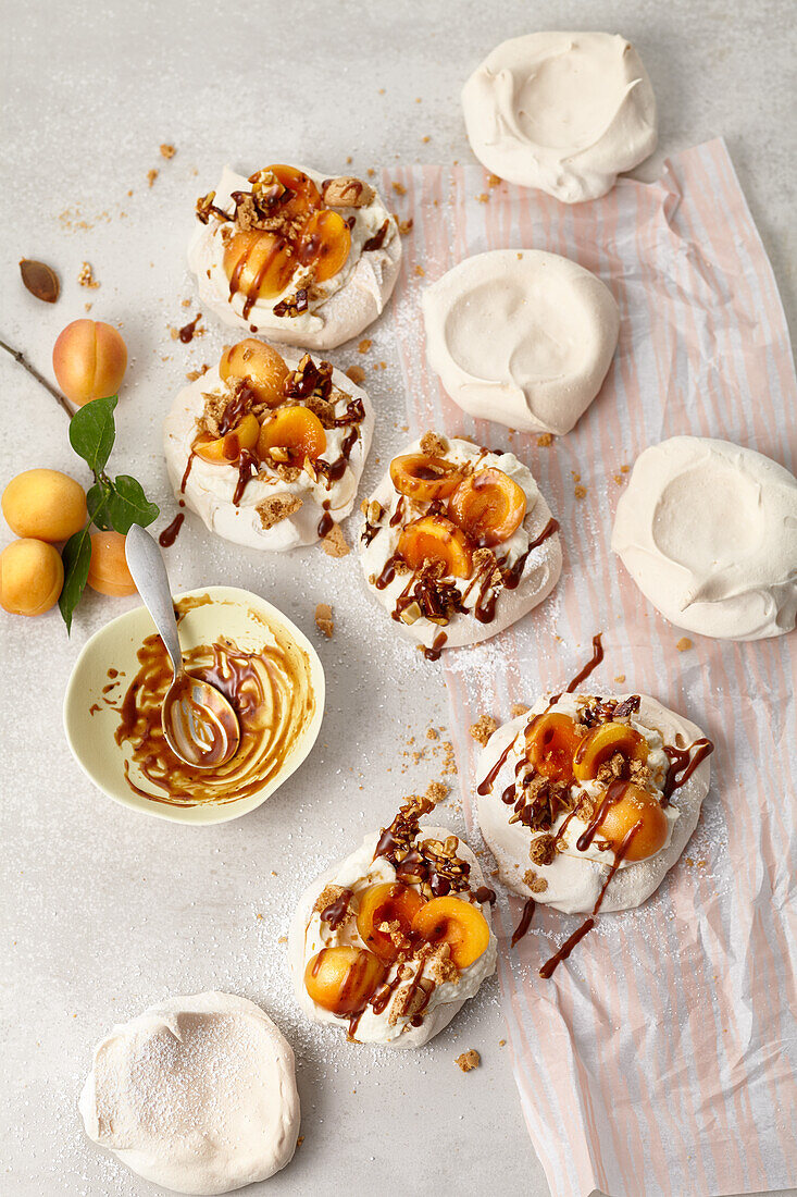 'Aproffee' - Mini Pavlovas with apricots, coffee caramel, amarettini and almond cream