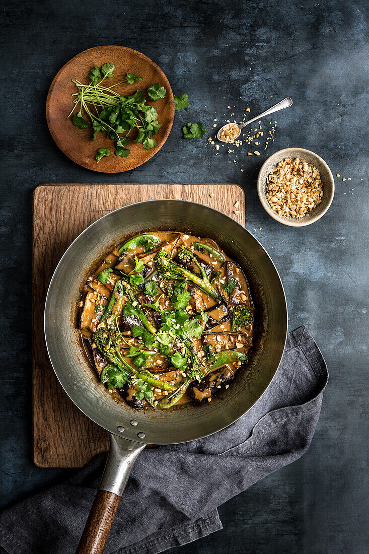 Vegan aubergine curry