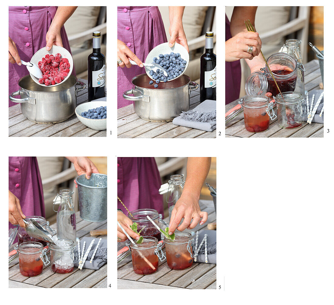 Preparing a berry infusion