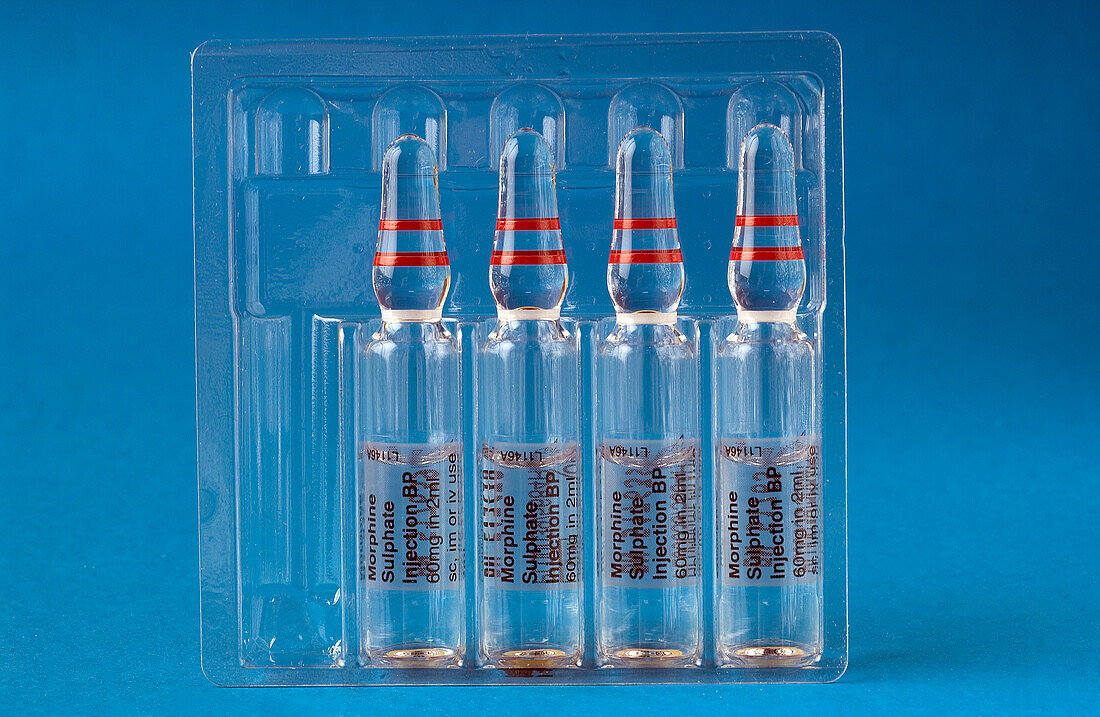 Ampoules of morphine sulphate