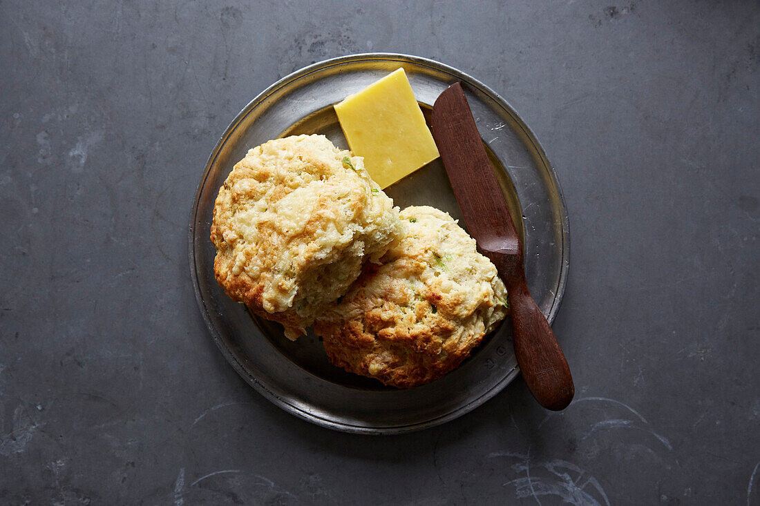 Savoury scones with butter
