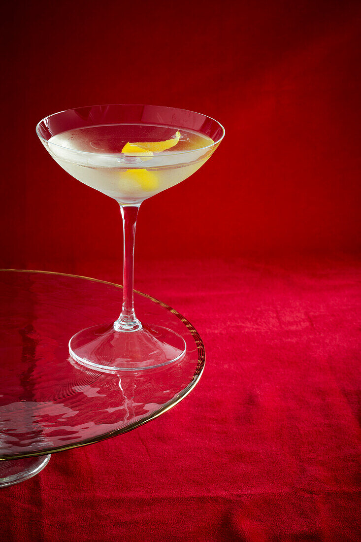 Huntini - Cocktail mit Dry Gin, Lillet Blanc und Dry Sherry