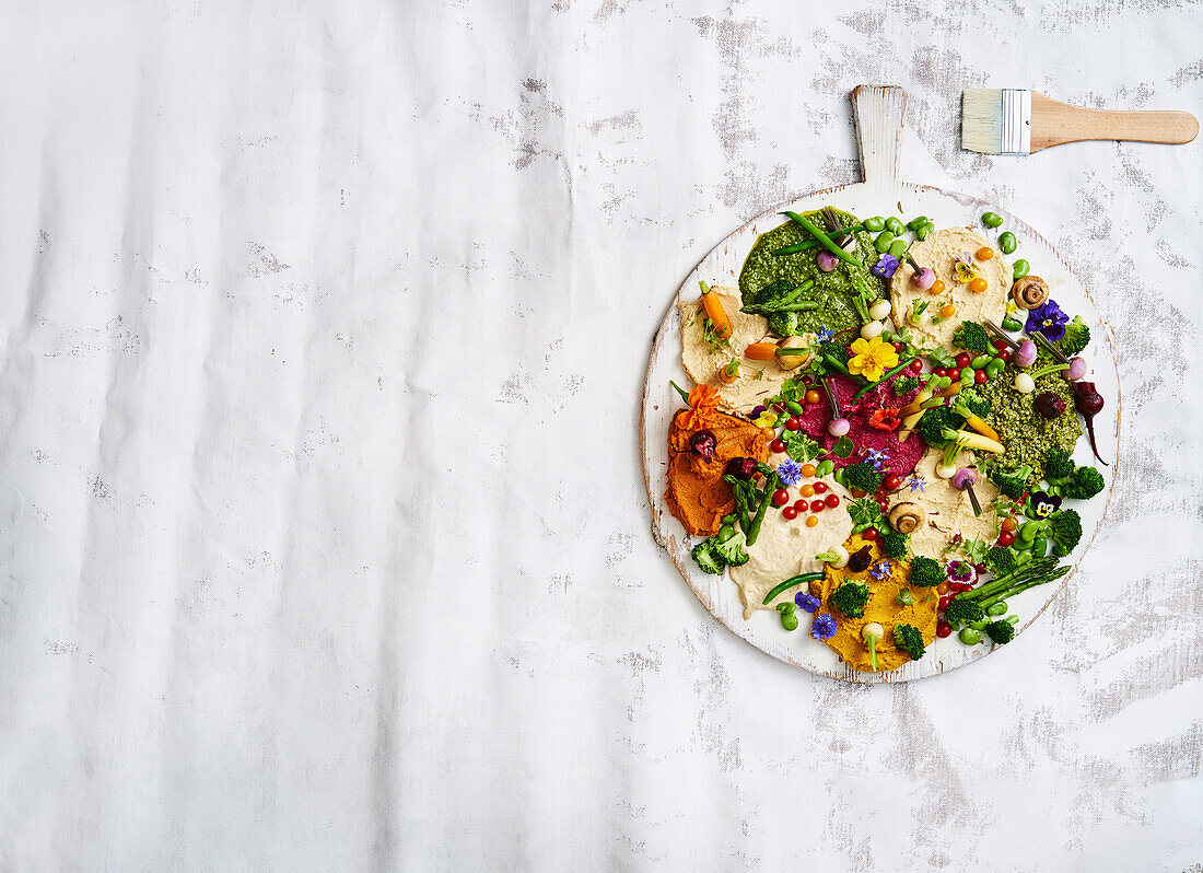 Vibrant, vegie packed dip board