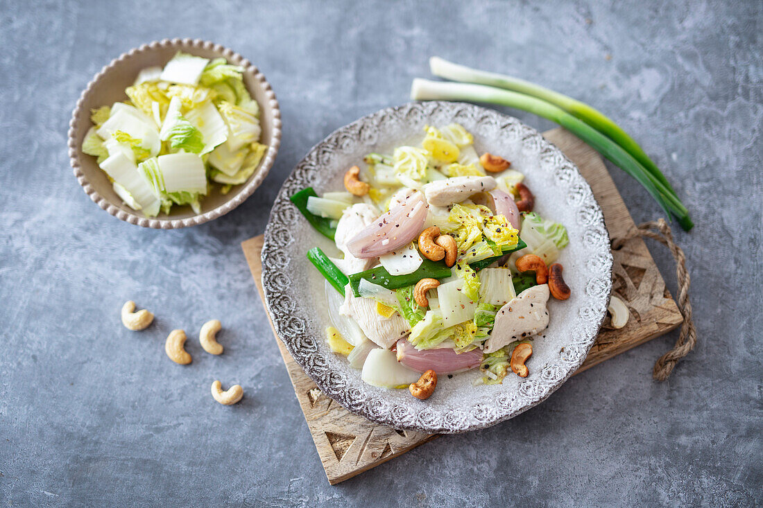 Gai Pad Med Mamunang (Hähnchenbrust mit Cashewkernen, Thailand)