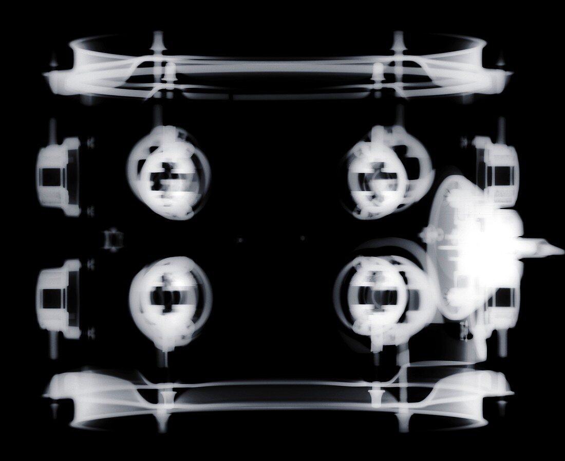 Snare drum, X-ray