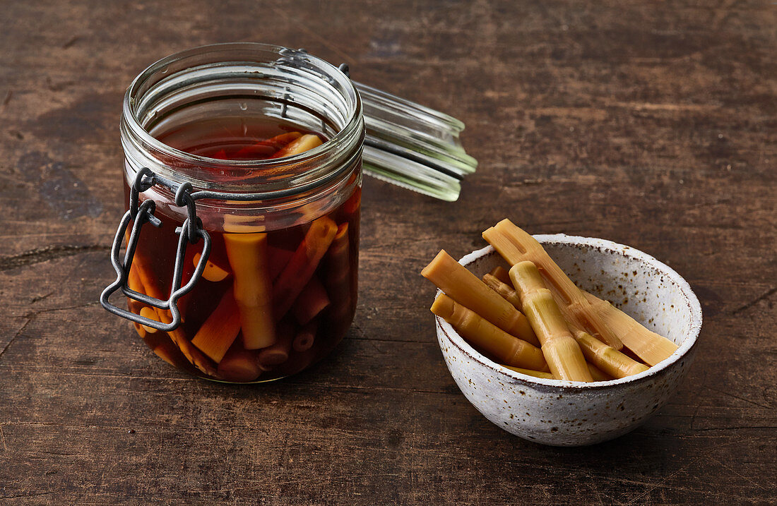 Pickled bamboo shoots for ramen bowls