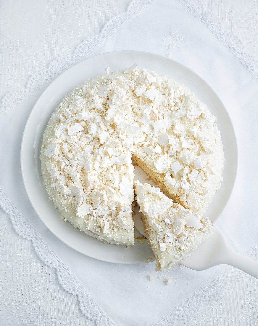 White snowflake cake