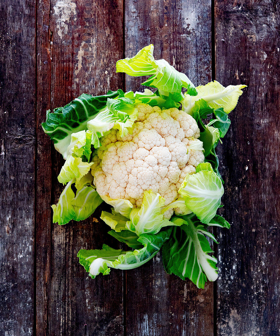 Cauliflower with leaves