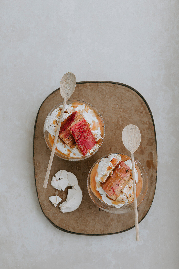 Rhubarb compote with caramel, yoghurt and meringue
