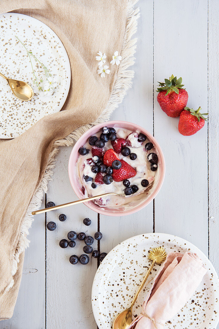 Vegan yoghurt with berries