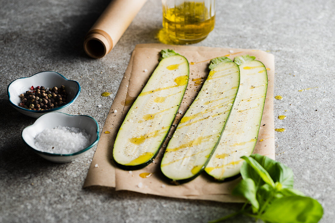 Sliced zucchini with herbs and olive oil