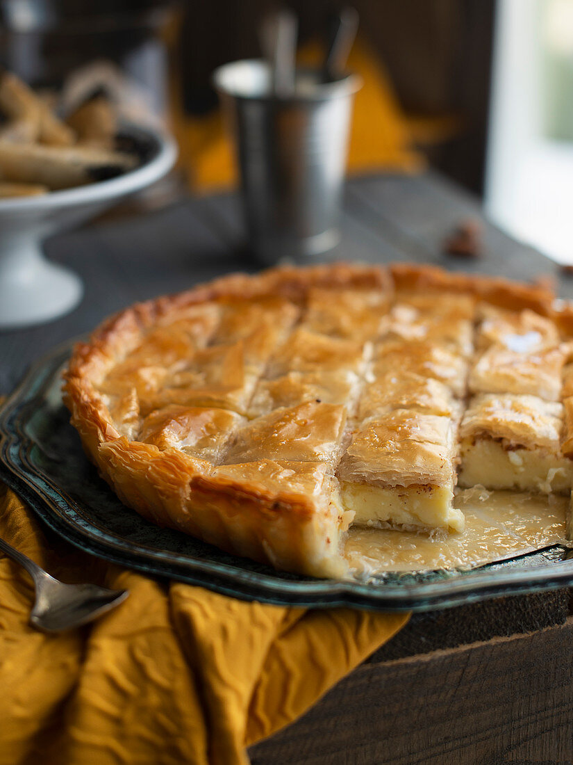 Briket Halib (filo pastry cake with almonds and cream filling, Tunisia)