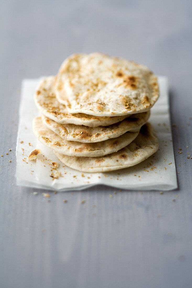 Digestive chapatis with coriander