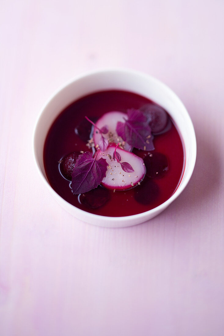 Beetroot rose essence with scallop and Szechuan pepper