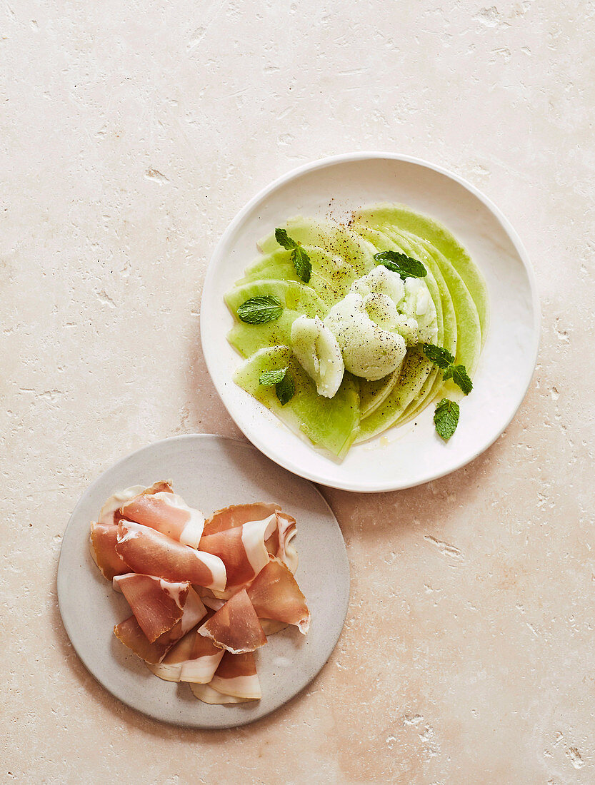 Melon and mint sorbetto with Lonza