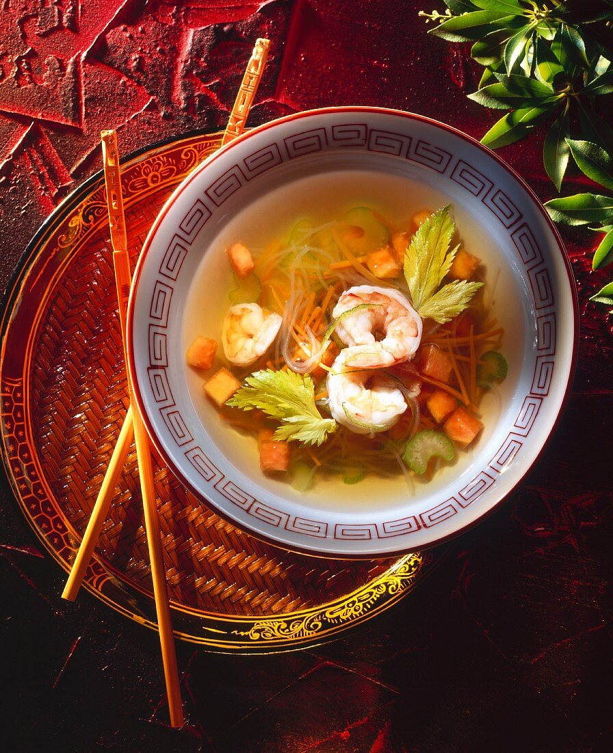 Chinese soup with vegetables, glass noodles & shrimps