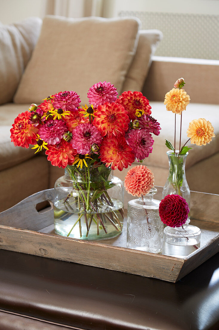 Dahlia bouquet