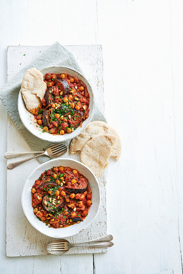 Aubergine and chickpea stew