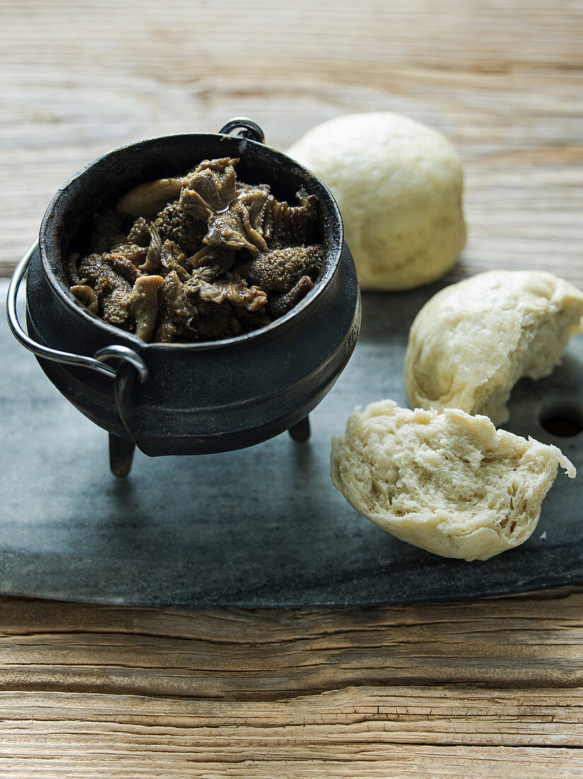 Steamed bread &amp; tripe