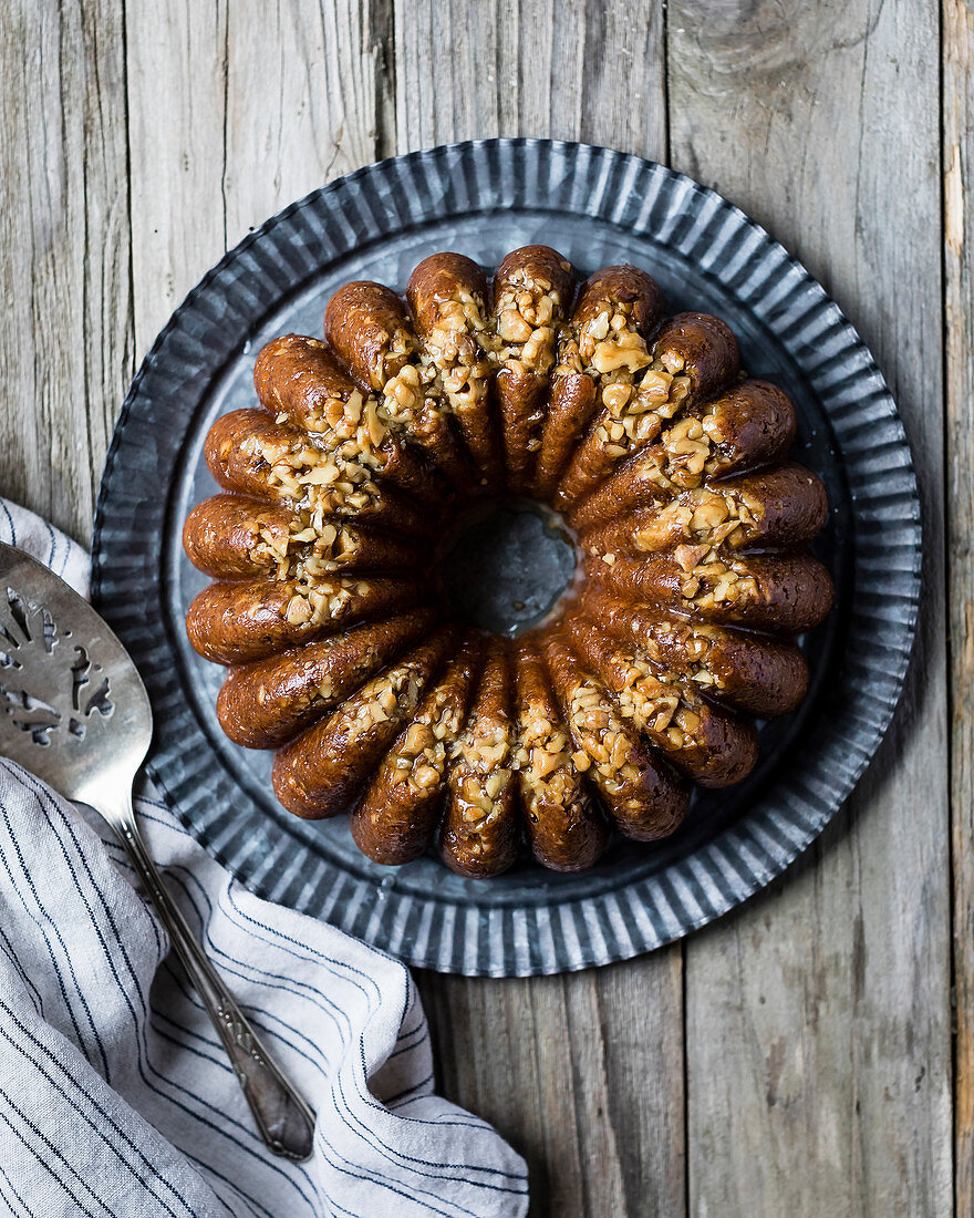 Ahorn-Walnuss-Kranzkuchen