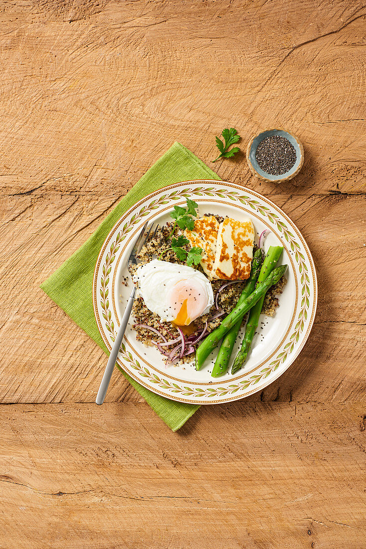 Warm Quinoa Salad with Asparagus Poached Egg and Halloumi