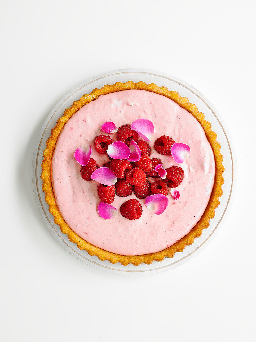 Raspberry rose cake
