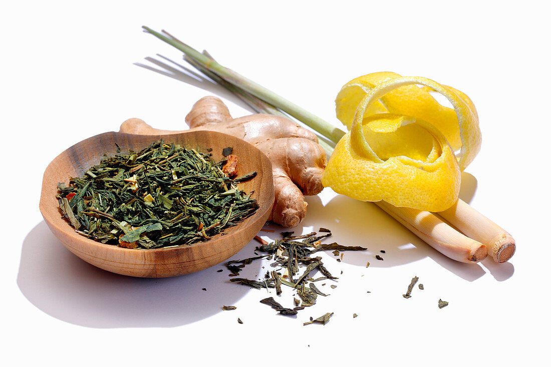 Green tea, ginger, lemongrass and lemon zest