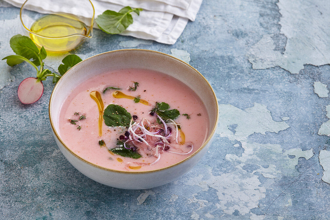 Radish soup with sprouts