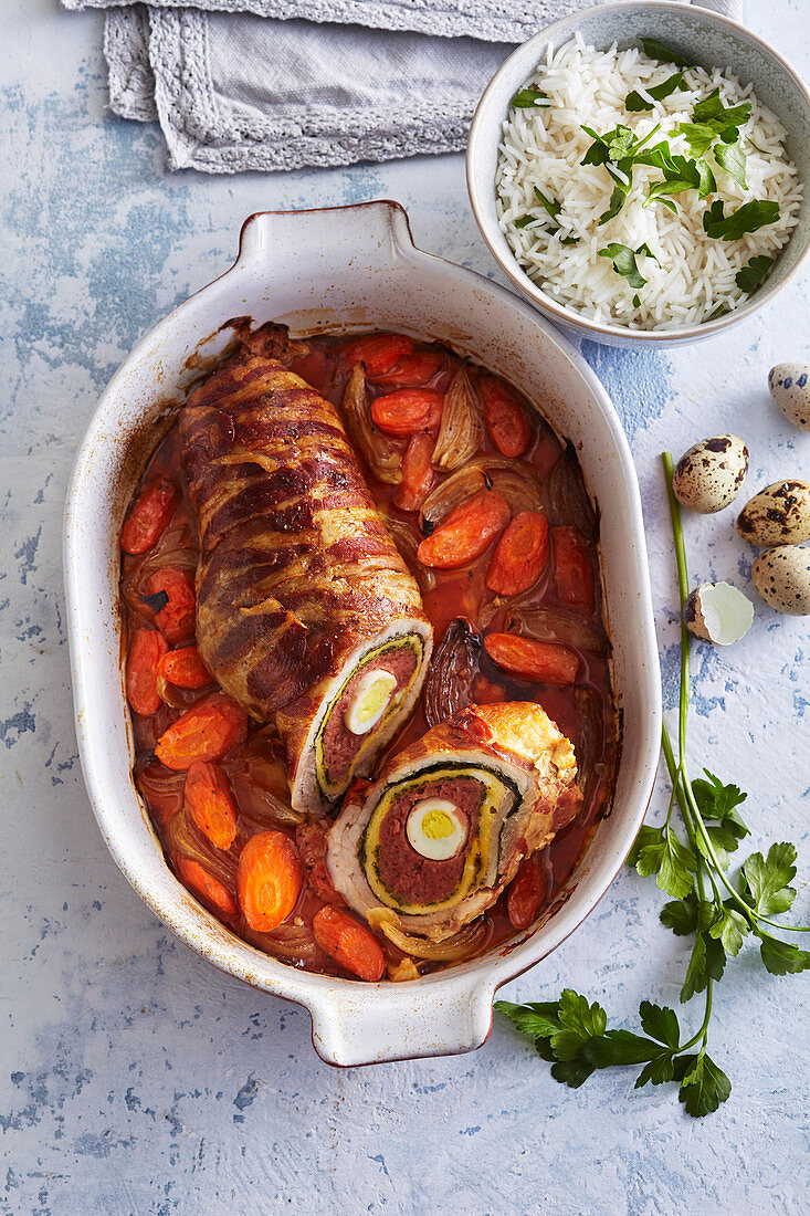 Osterrollbraten im Speckmantel mit Wachteleifüllung