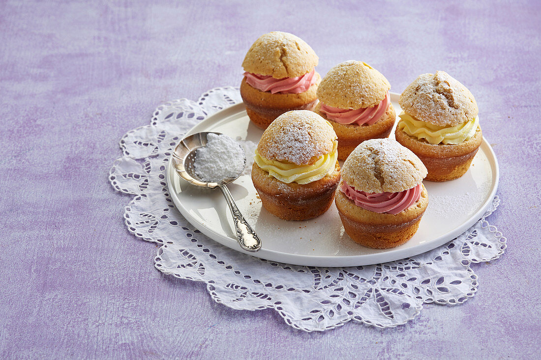 Muffins with two types of cream filling