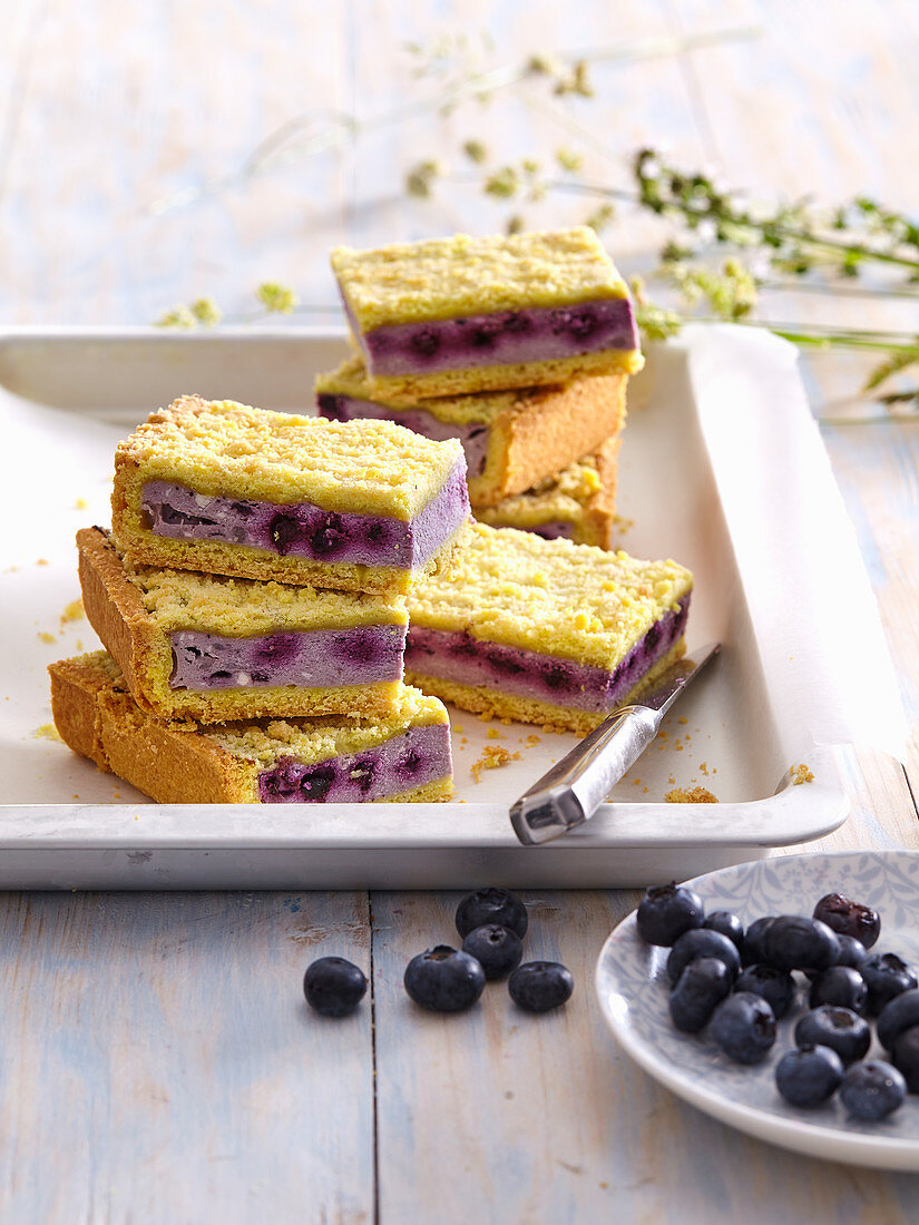 Streuselkuchen mit Blaubeerfüllung