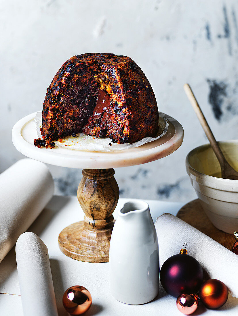 Christmas Pudding mit Salzkaramell-Ganache